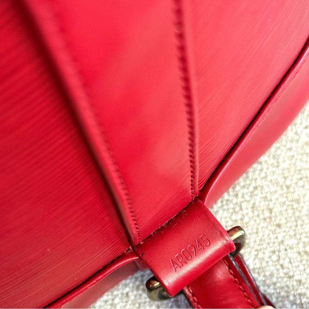 Authentic Louis Vuitton Randonnée backpack shoulder bag red Epi leather M52357 - Picture 10 of 16